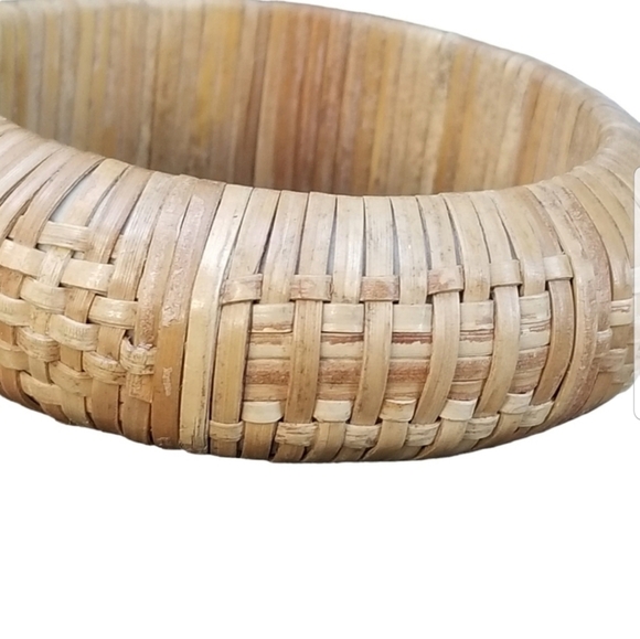 VINTAGE BOHO RATTAN WEAVED CHUNKY BANGLE BRACELET - Picture 4 of 6